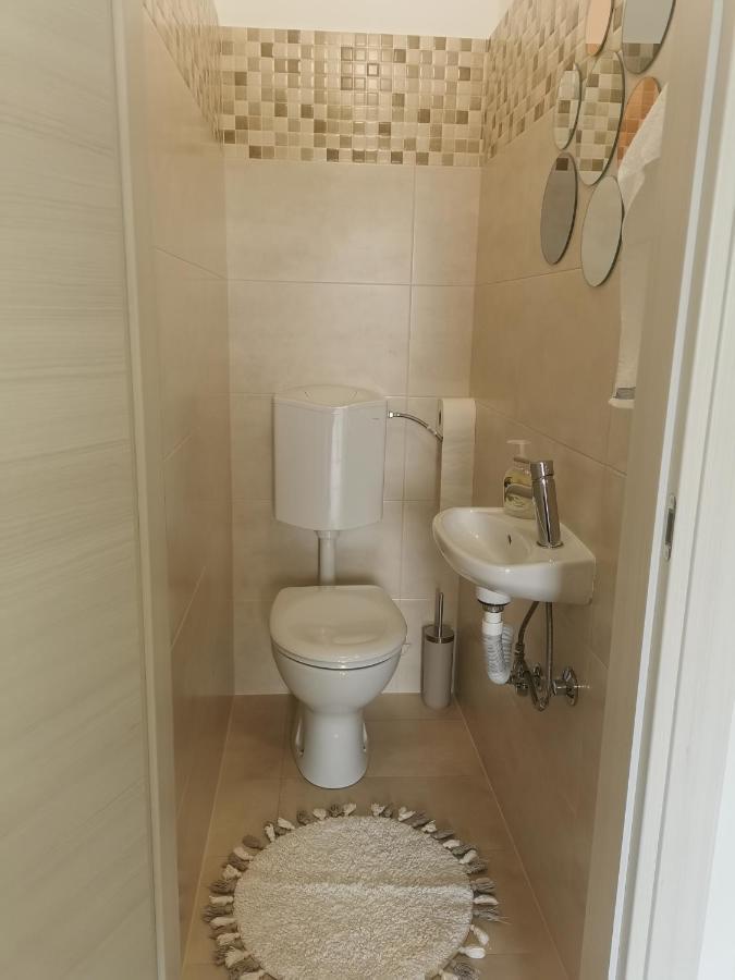 Apartmani Nika Рийека Екстериор снимка